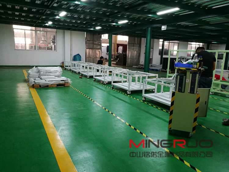 钣金加工 金属制品加工 钣金机箱加工_大连琛浩电子竞技培训有限公司
