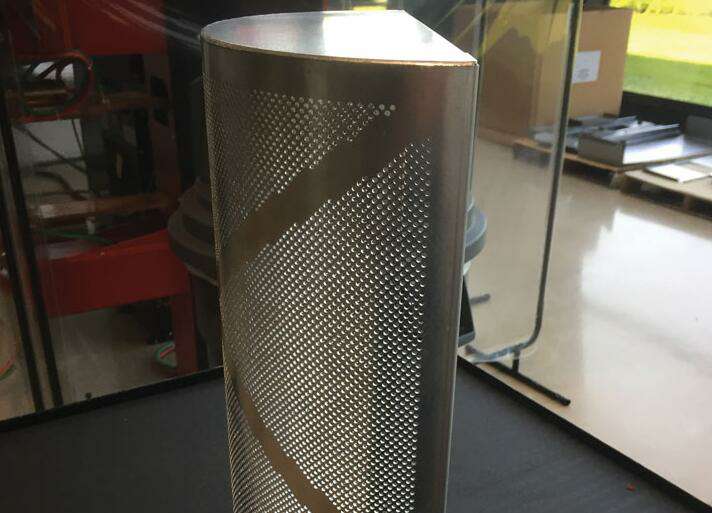 激光焊接技术随着钣金加工行业需求而高速发展-大连琛浩电子竞技培训有限公司 激光焊接技术随着钣金加工行业需求而高速发展-大连琛浩电子竞技培训有限公司
